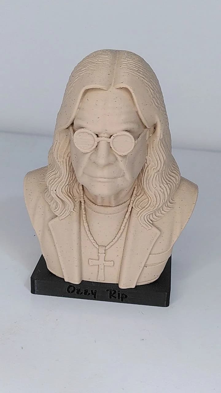 Busto do Ozzy Osbourne